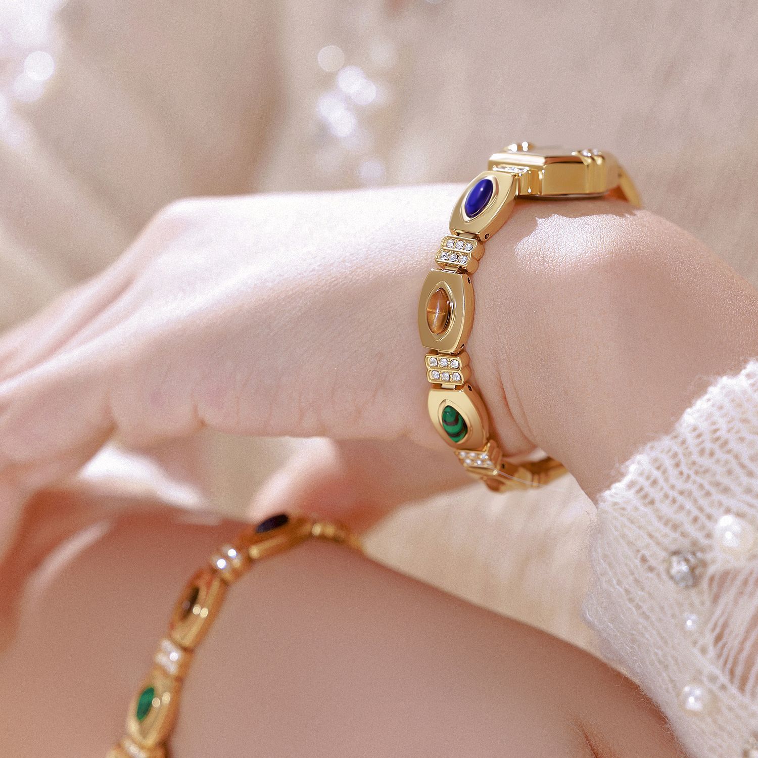 Natuurlijke gekleurde pauwstee - Vintage Jewelry Watches Women recensie en prijs